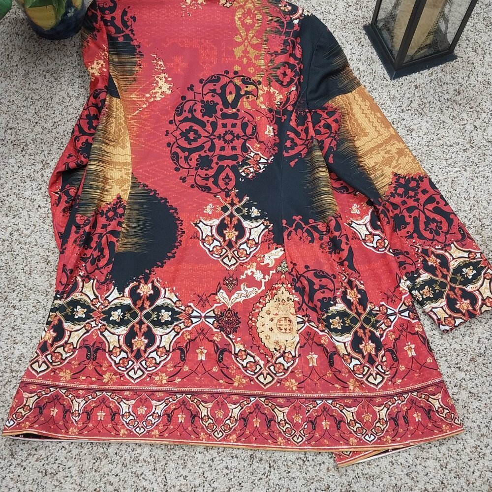3329 Size 2/ Large  Chico's Red and Black pattern Blazer. - Picture 7 of 9